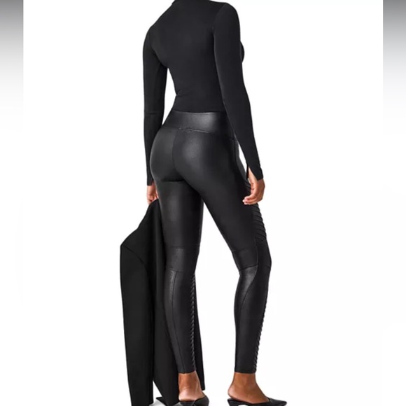 Spanx- Moto Faux Leather Leggings size M - Picture 3 of 9